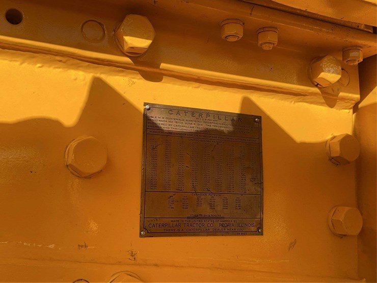 caterpillar-seventy-gas---complete-nut-and-bolt-restoration!-image-39