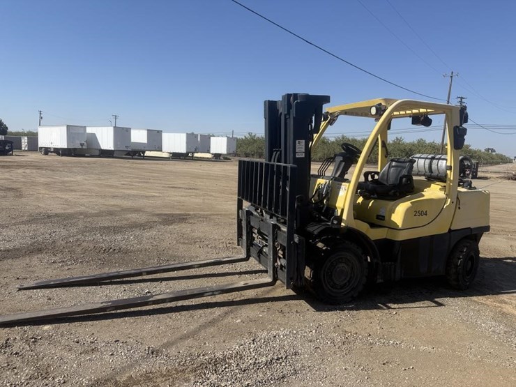 hyster-h80ft-forklift-image-2
