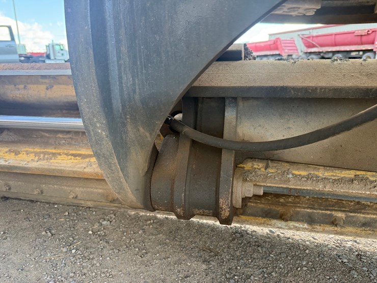 deere-672d-image-32