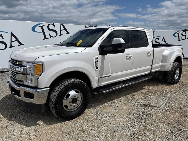 2017-ford-f350-image-1