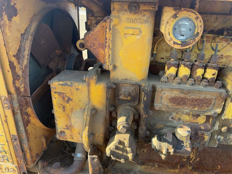 caterpillar-d2-image-20