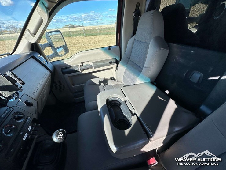 2009-ford-f550-xlt-image-8