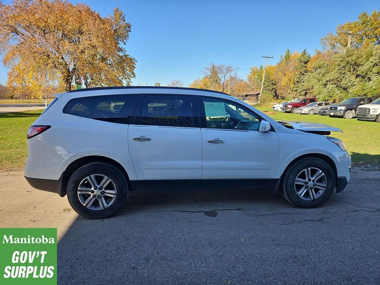 2016-chevrolet-traverse-image-7