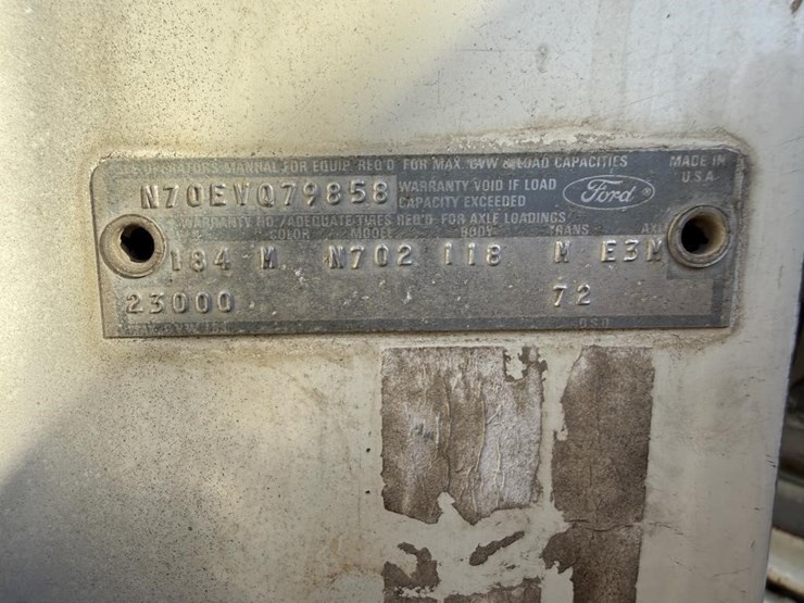 ford-f700-image-40