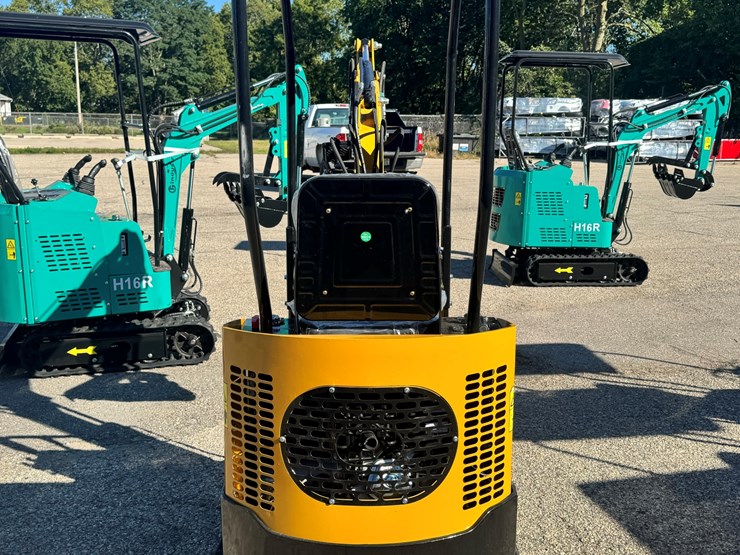 2026-unused-h13r-mini-excavator-image-5