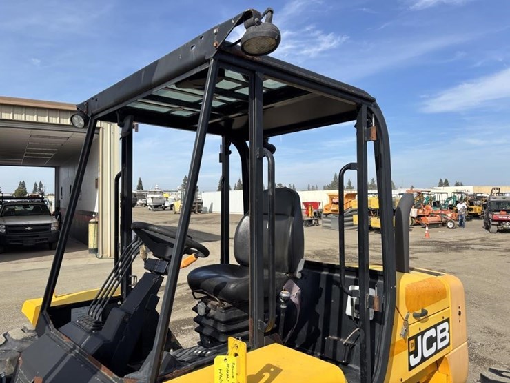 2019-jcb-903-4rt-forklift-image-20