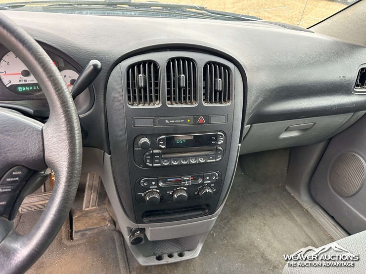 2006-dodge-grand-caravan-image-11