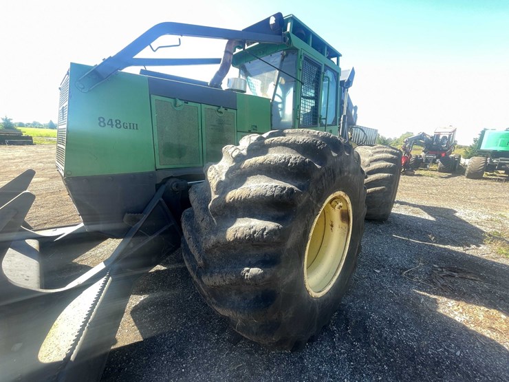 2000-john-deere-660-image-13