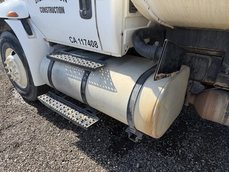 2012-international-4300-s/a-water-truck-image-14