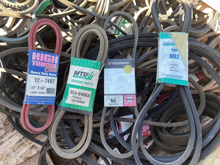 #1825-•-misc.-belts-and-mower-blades-image-3
