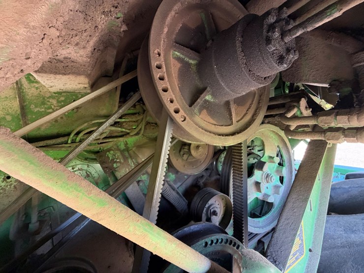 1981-john-deere-7720-image-35