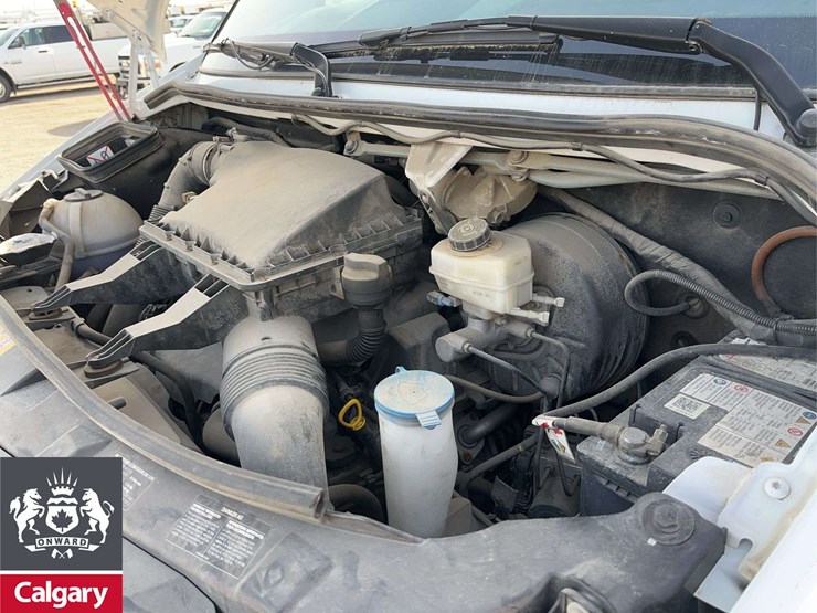 2016-mercedes-benz-sprinter-3500-image-29