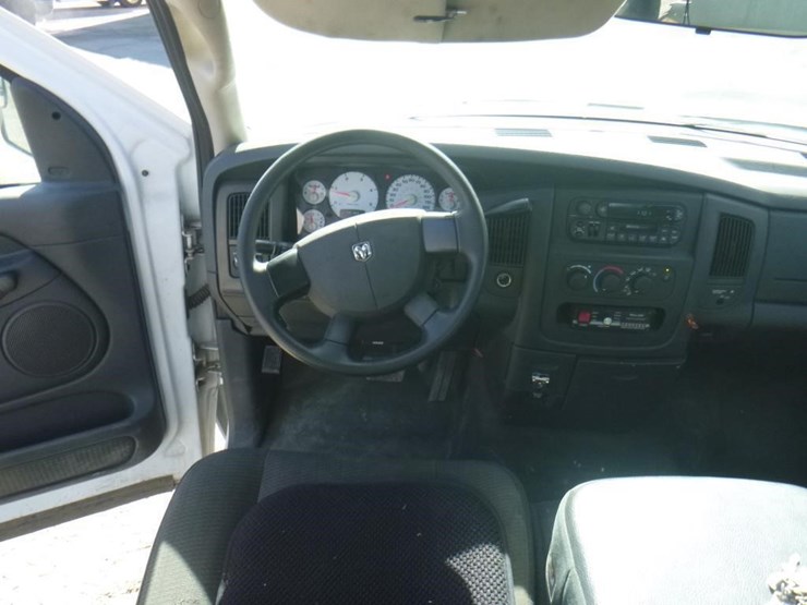 2004-dodge-ram-2500-image-7