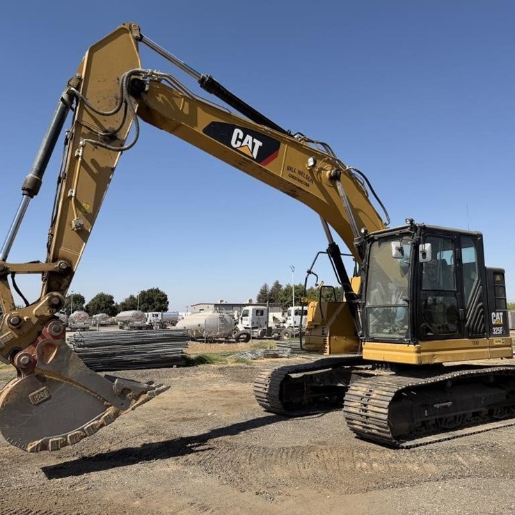 2020 CATERPILLAR 325FLCR