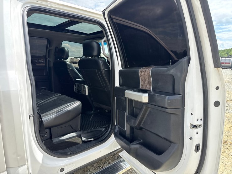 2017-ford-f350-image-66