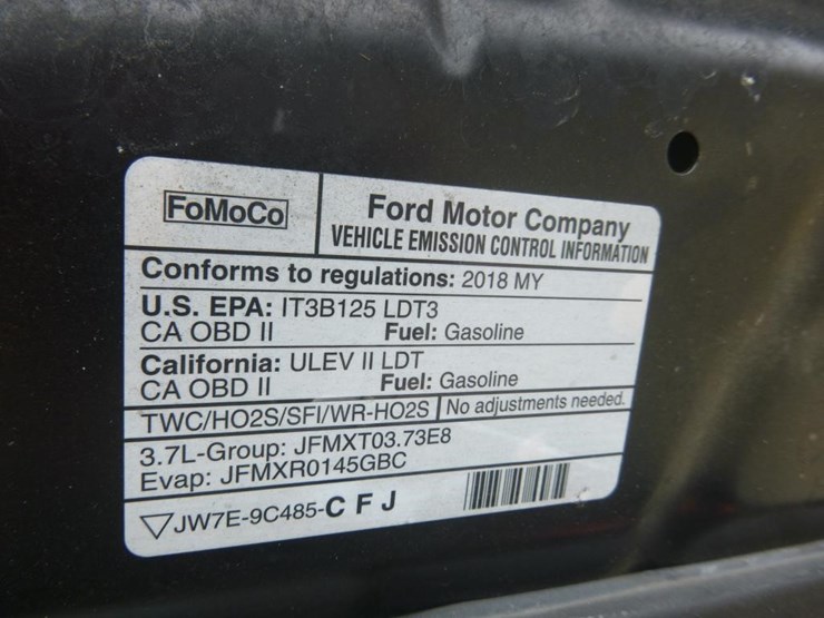 2018-ford-explorer-image-12