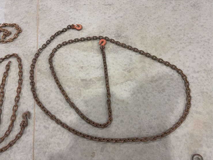 lot-of-5/16”-chains-(1-14’,-1-8’6”,-1-10’,-1-7’,-1-3’)-image-6