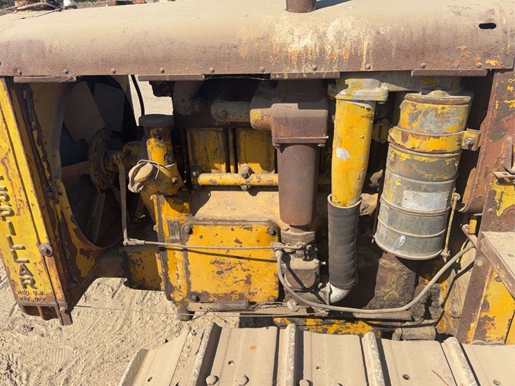 caterpillar-28-image-20