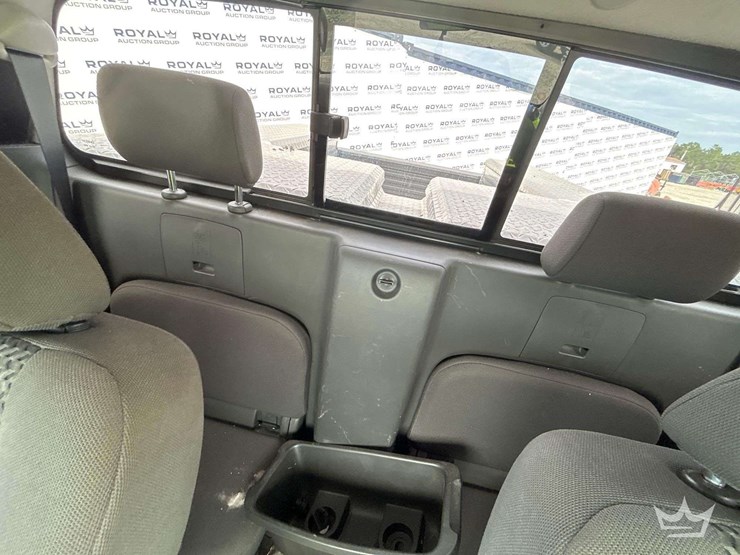 2018-nissan-frontier-image-17