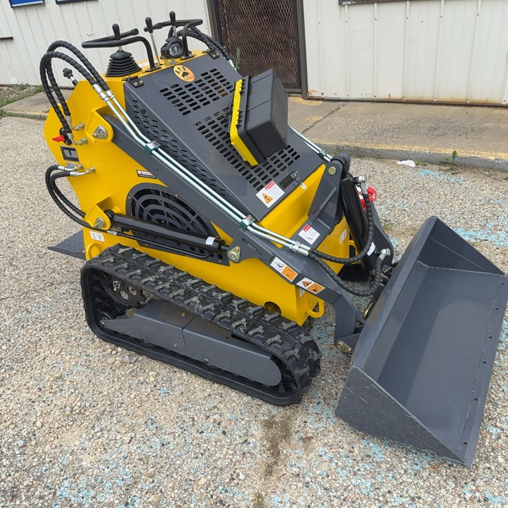 Unused 2026 Mini Skid Steer Loader ... ATS-T460