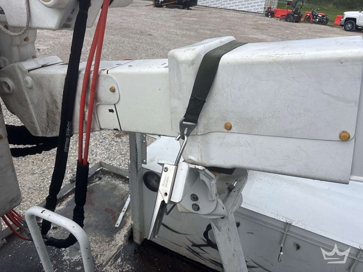 2019-ford-f550-image-33