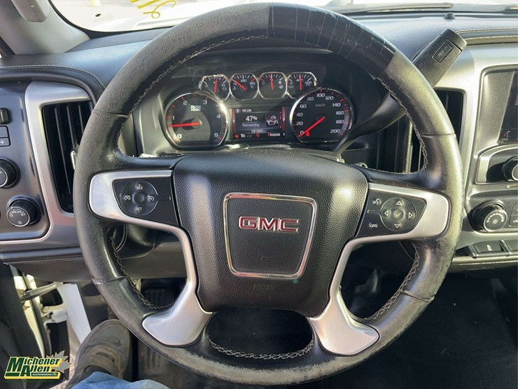 2015-gmc-sierra-3500hd-image-15