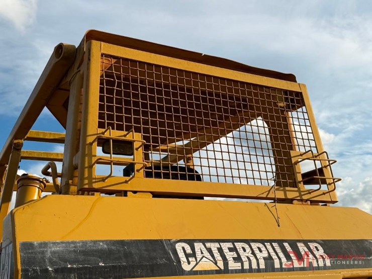 caterpillar-d6h-image-25