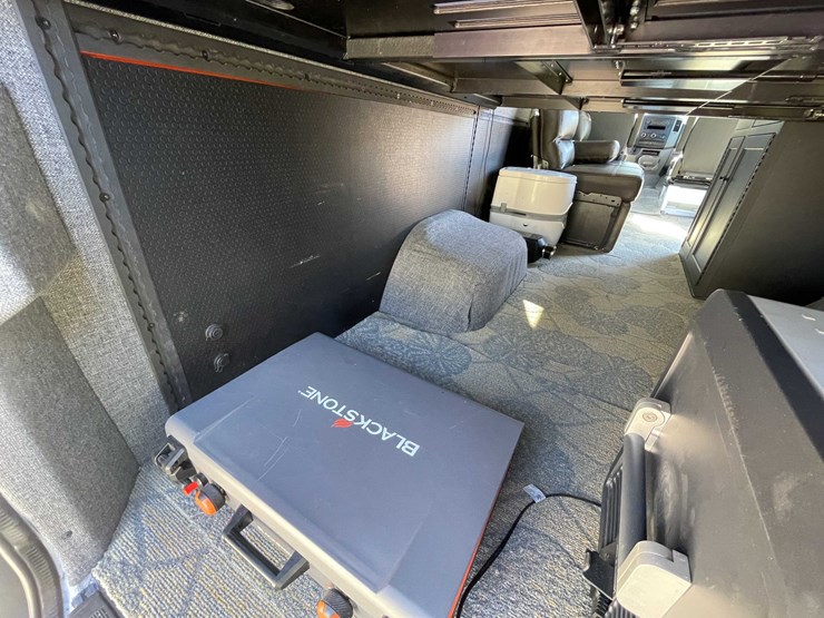 #525-•-2012-mercedes-benz-sprinter-(title-in-delay)-(green-bay,-wi)-image-73