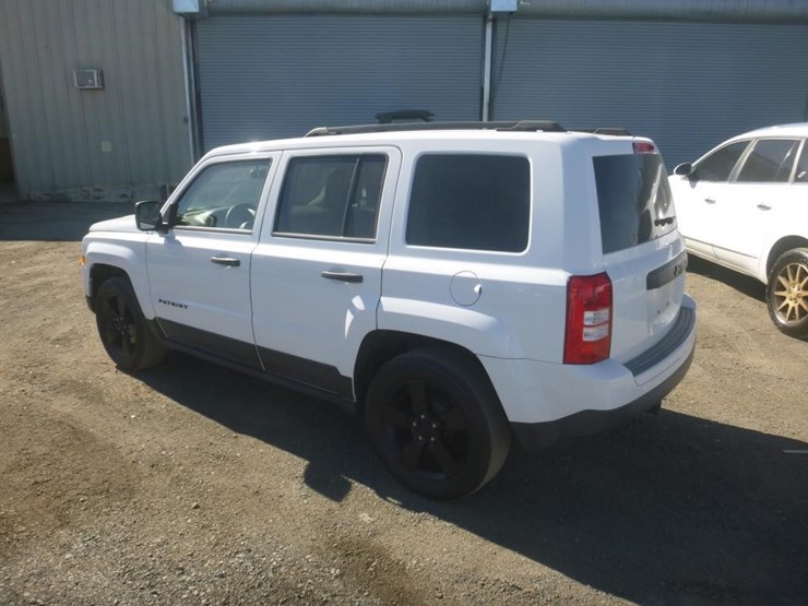 2014-jeep-patriot-image-4