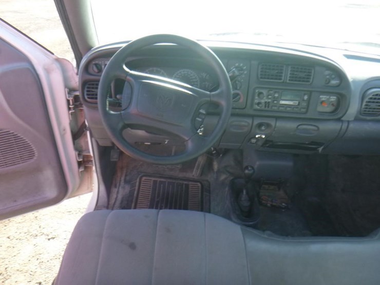 2002-dodge-ram-2500-image-8