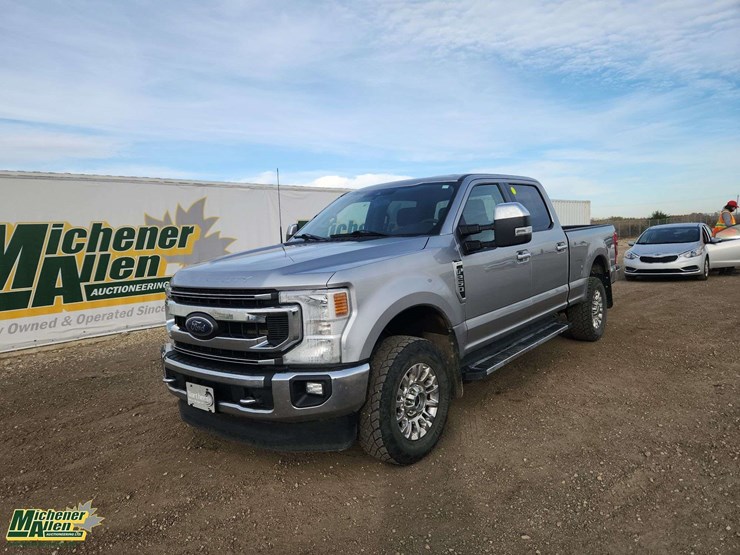 2022-ford-f250-image-2