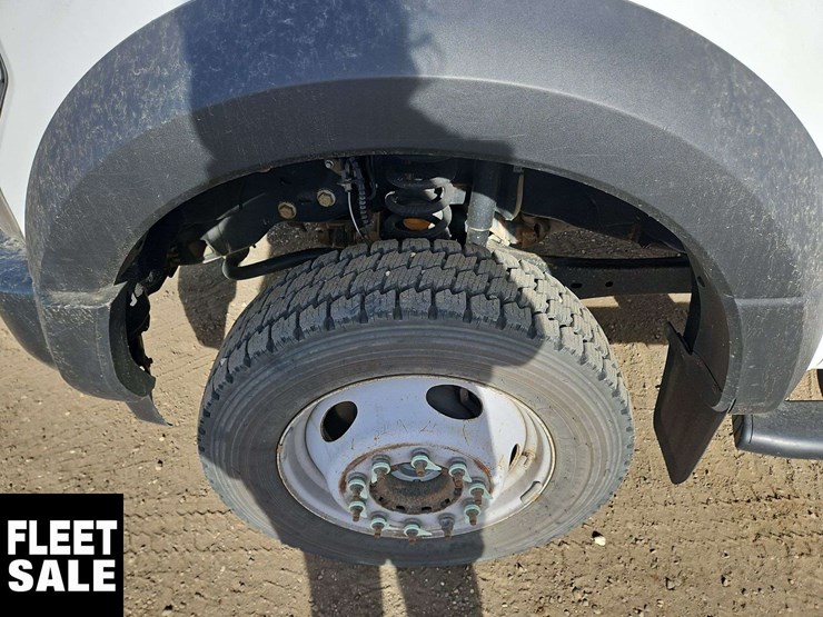 2019-ford-f550-image-9