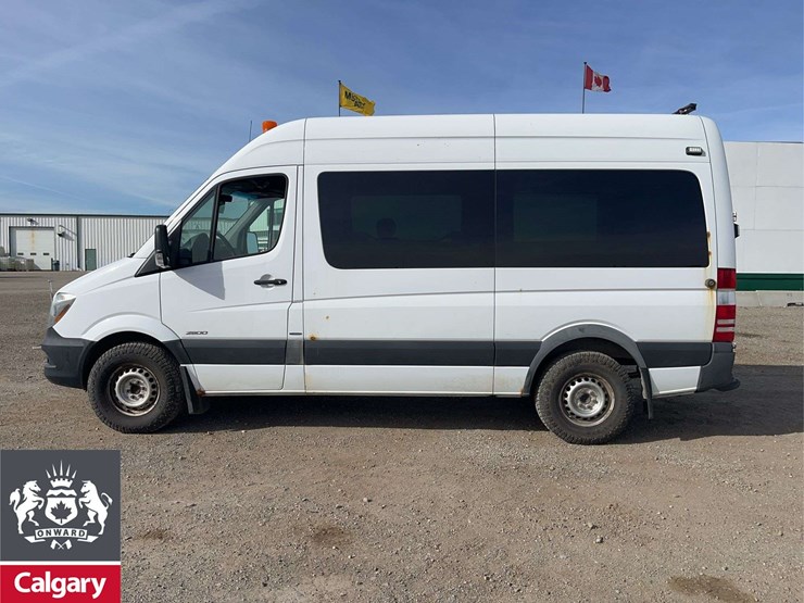 2016-mercedes-benz-sprinter-3500-image-5