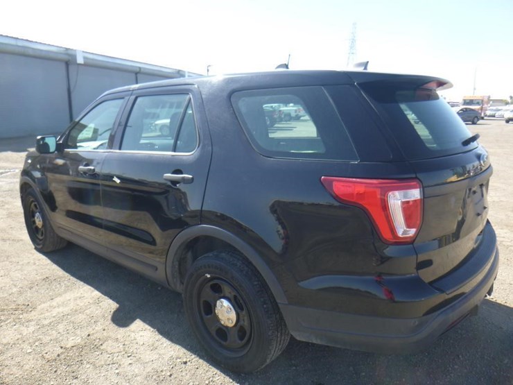 2018-ford-explorer-image-5