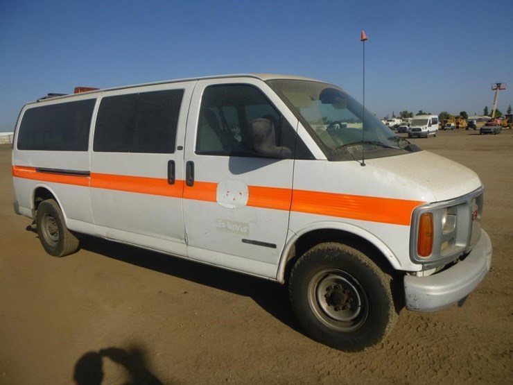 1999-gmc-3500-image-3