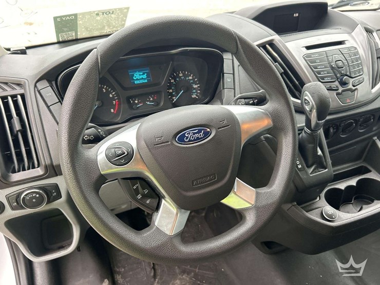 2018-ford-transit-image-12