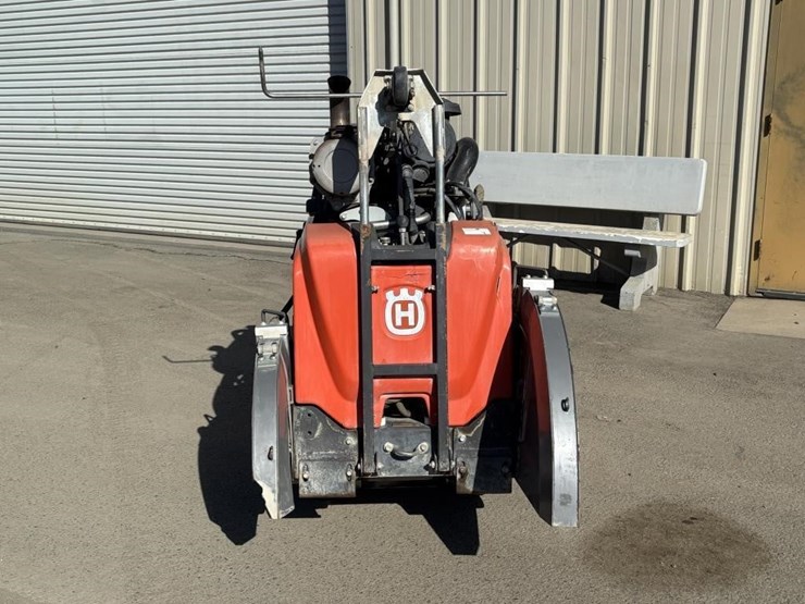 2020-husqvarna-fs-5000-walk-behind-concrete-saw-image-6