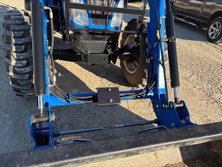 2019-new-holland-workmaster-50-image-6