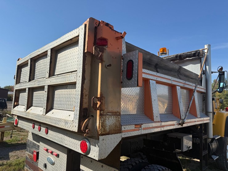 1989-ford-l8000-image-50