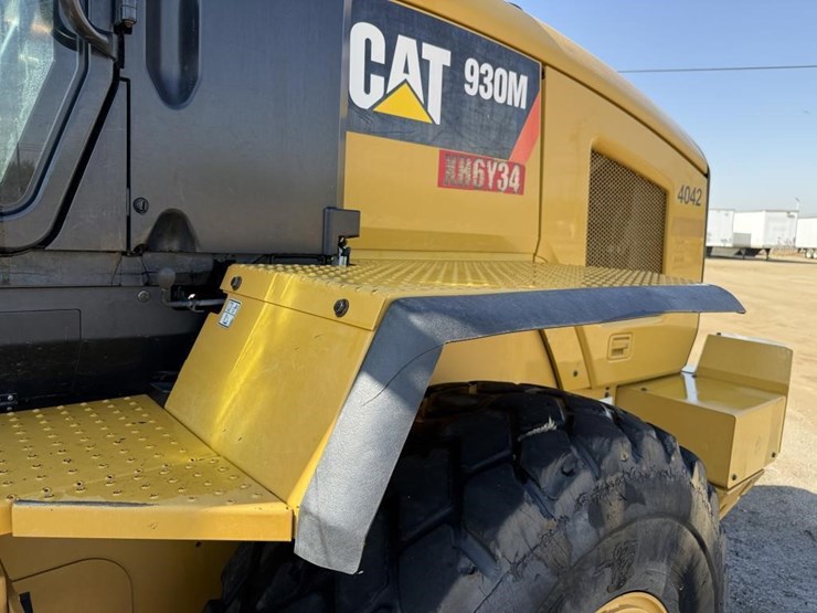 2019-caterpillar-930m-image-35