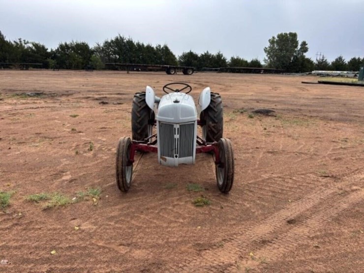 ford-8n-image-4