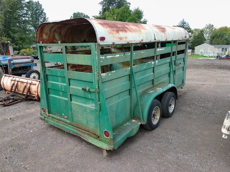 premier-5'x16'-livestock-trailer-image-3