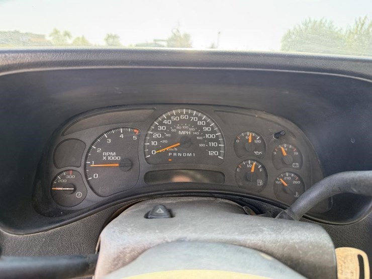 2006-chevrolet-3500-image-46