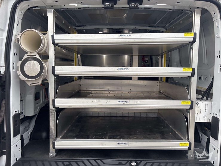 2019-ford-transit-image-16