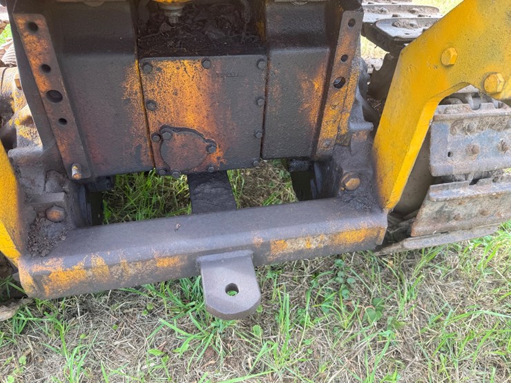 john-deere-350-image-24