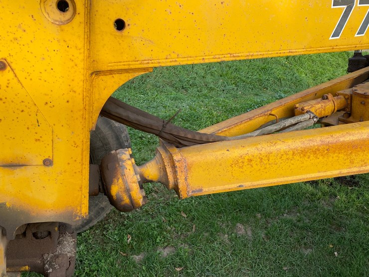 john-deere-770-image-19