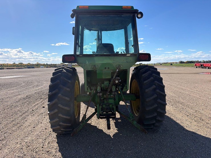 john-deere-4430-image-4
