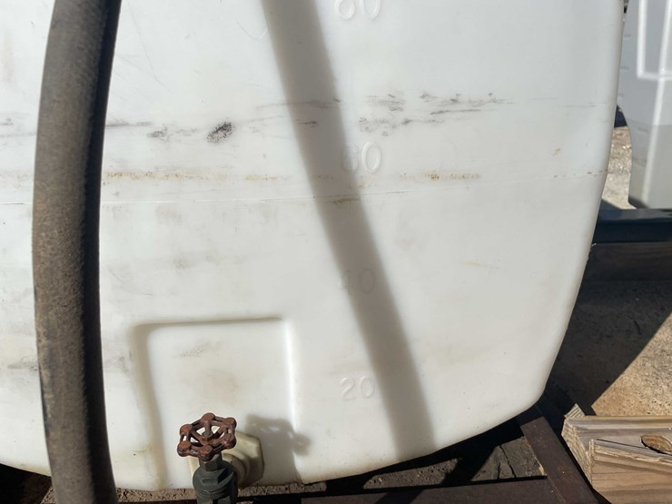 #1836-•-100-gallon-horizontal-tank-and-cradle-image-6