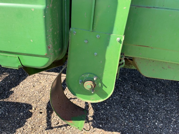 1981-john-deere-7720-image-32