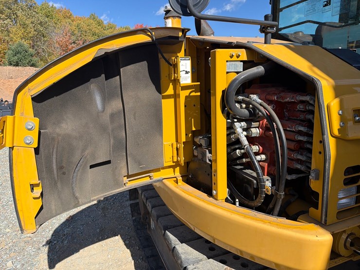 deere-85g-image-61